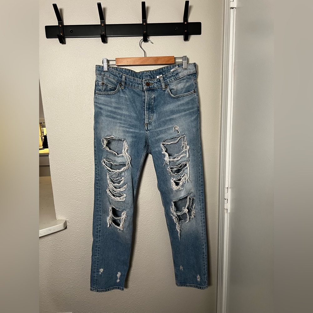 &denim Boyfriend Distressed Jeans